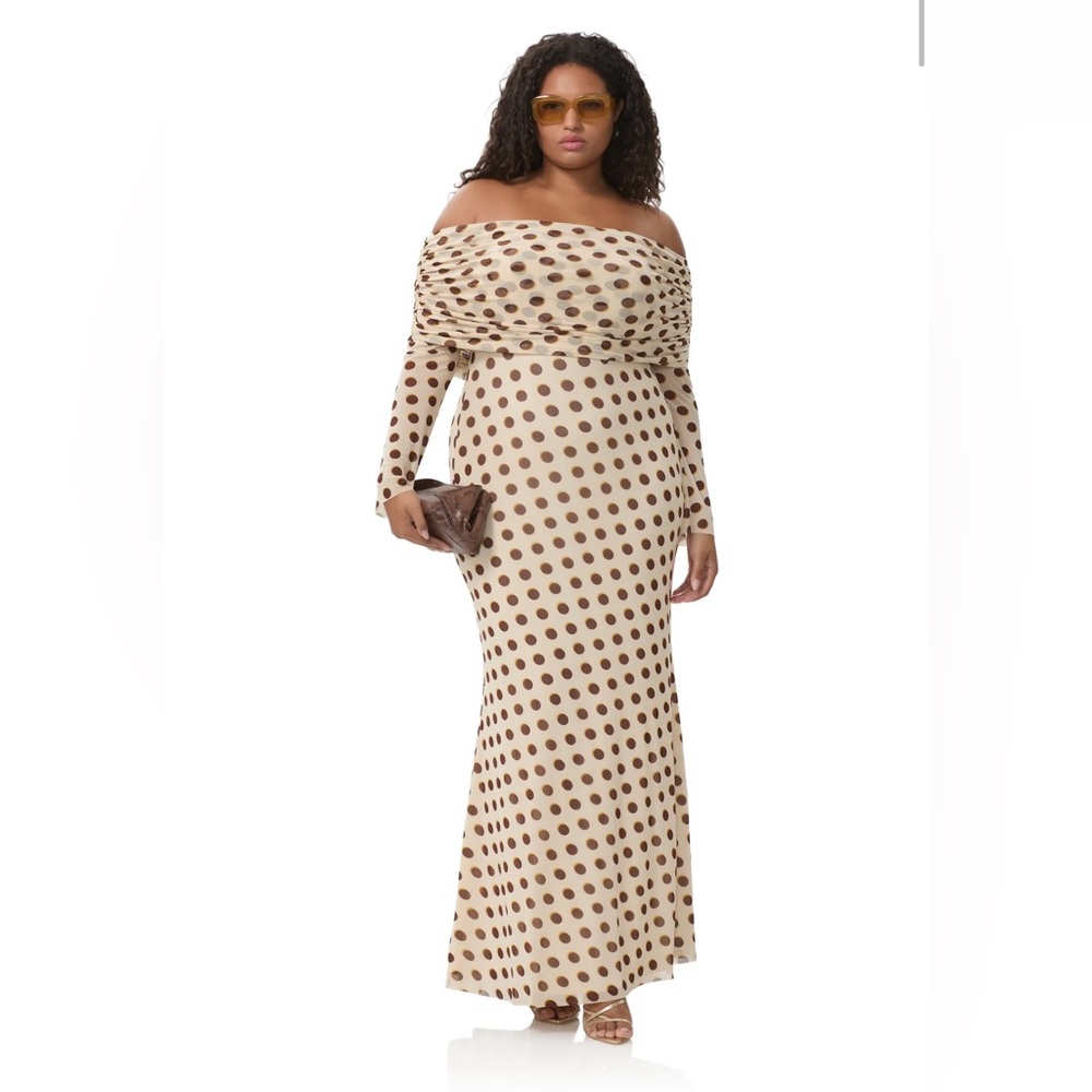 Thelma Dress

Gold Halo Dot